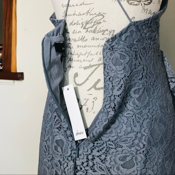 🏷Gray Lace Maxi Dress - Picture 4 of 6